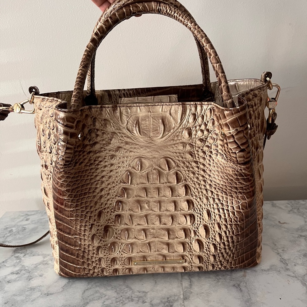EUC BRAHMIN MALLORY